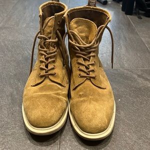 Mens Dr Martens Suede Whiton 8-Eye Boots, Size 11